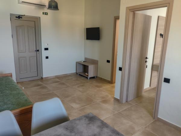 Big Apartment (Top Floor)