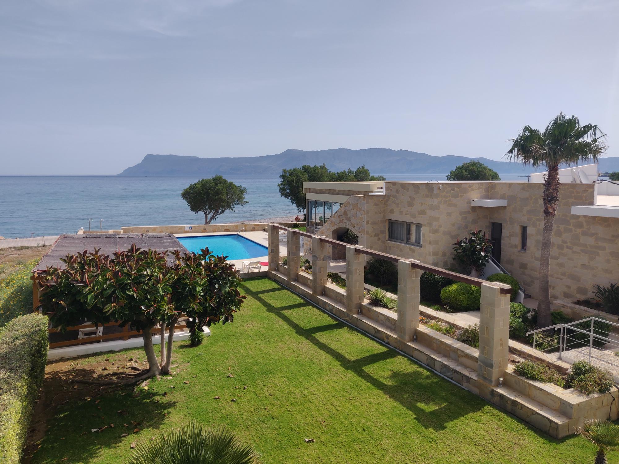 Big Apartment (Top Floor)