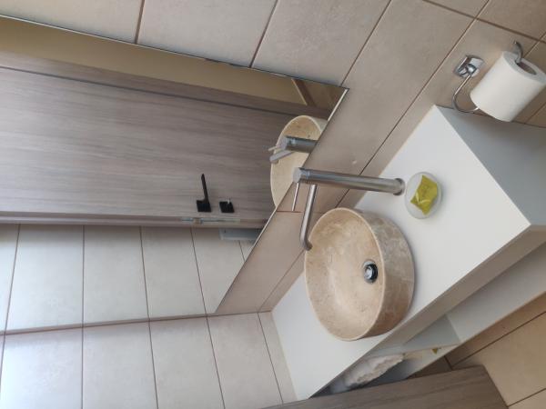 Big Apartment (Top Floor)